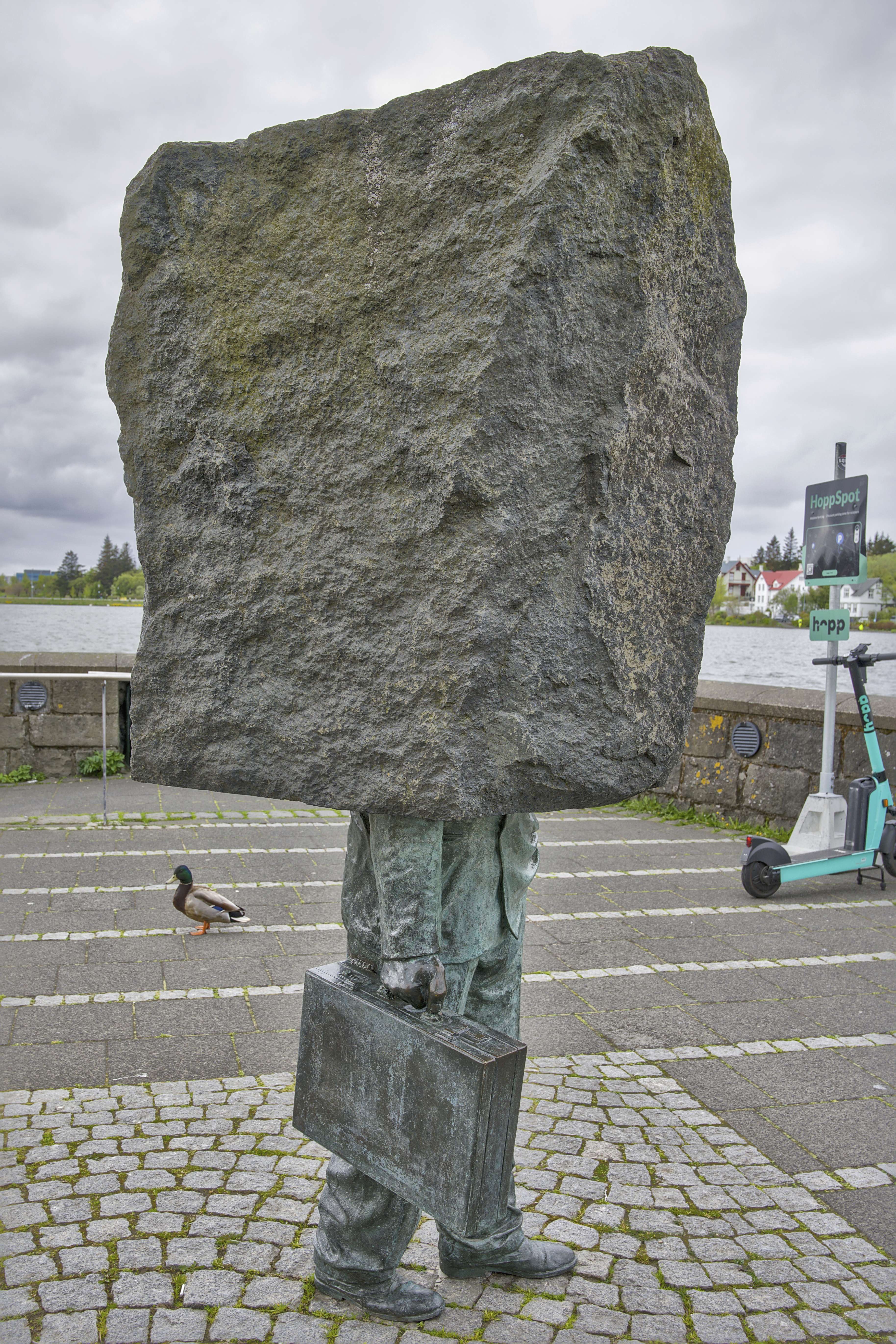 Reykjavik, Der unbekannte Beamte